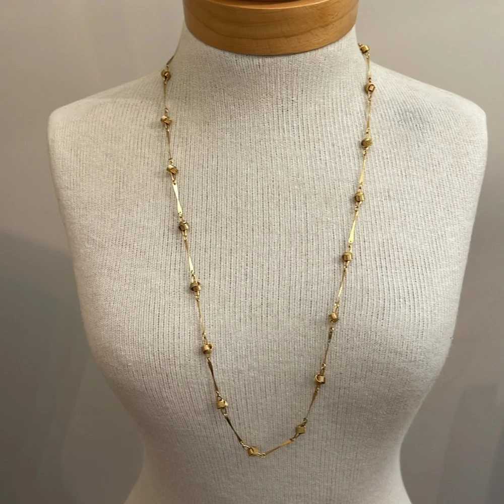 Vintage Gold-Tone Long Love Knots Link Necklace Chain